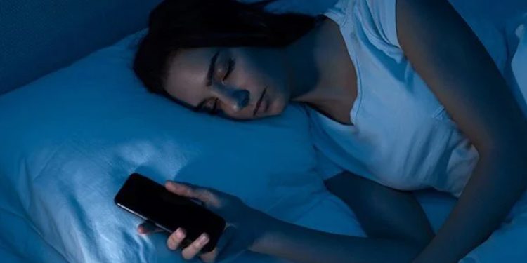 Telefonları yastıkların altına koyanlara uyarı