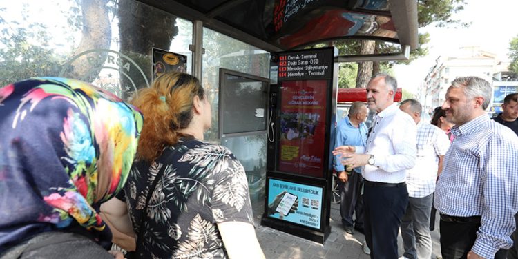 İnegöl’de ilk akıllı durak hizmete girdi