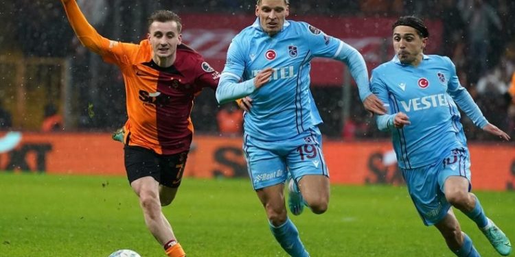 Galatasaray ile Trabzonspor 136. randevuda