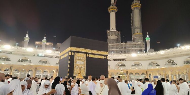 Kutsal topraklarda umre ibadetleri sürüyor