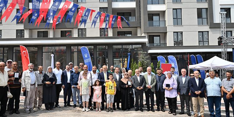 Bursa’da büyük dönüşümde ilk anahtar teslimi yapıldı