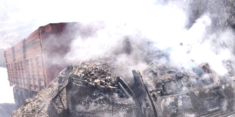 Kütahya’da kamyon yangını