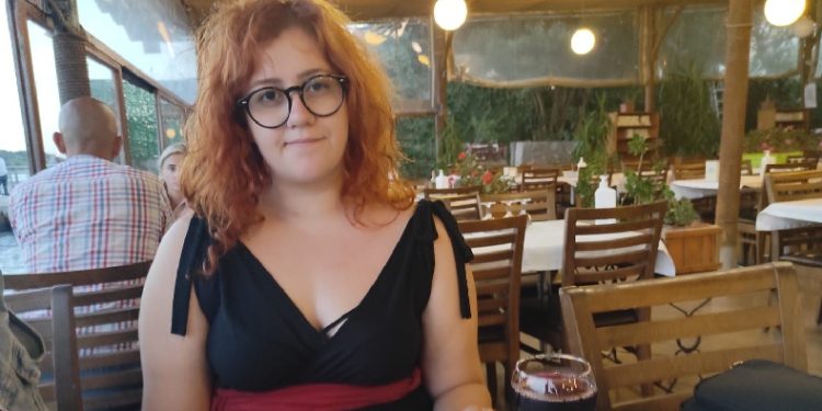 İzmir’de saç boyasından ölüm iddiası