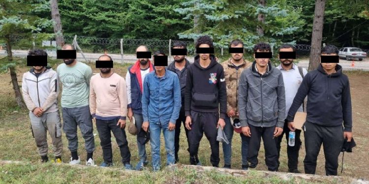 Kırklareli’nde 362 kaçak göçmen yakalandı