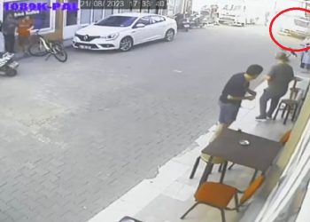 Bursa’da bir otomobil yandı