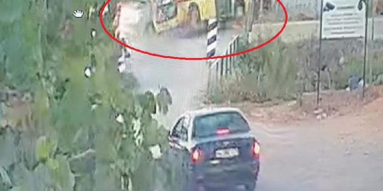 Son sürat gelip çarptı…2 kişinin öldüğü kaza