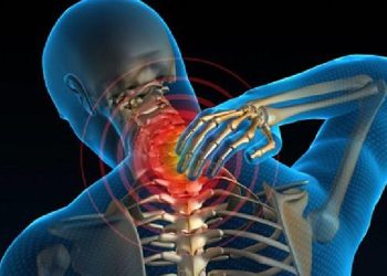 Gece uyandıran boyun ağrısına dikkat