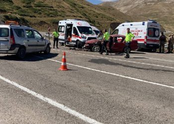 Bayburt’ta trafik kazası: 11 yaralı