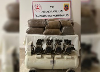 Konyaaltı’nda jandarmadan kaçak tütün operasyonu