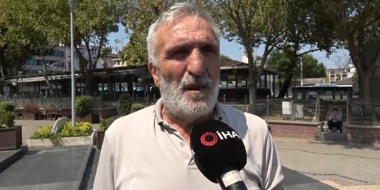 Sahte mesaj parasından etti