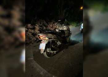 2 motosiklet kafa kafaya çarpıştı