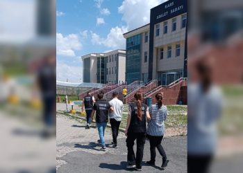 Kars’ta uyuşturucu tacirleri çökertildi