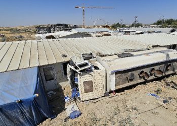 Kontrolden çıkan tanker şarampole yuvarlandı