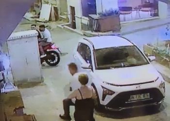 Ara sokakta keşif yapıp saldırdılar