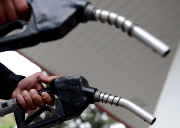 Fiyat artışı akaryakıt ve yağlarda