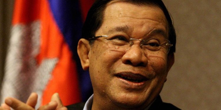 Başbakan 39 yıllık görevini devrediyor