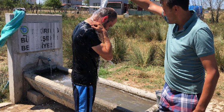 Su sıkıntısını protesto ettiler