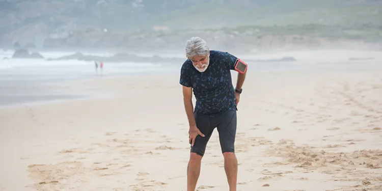 Yürürken ortaya çıkan batma hissi