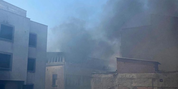 Çanta imalathanesinde korkutan yangın