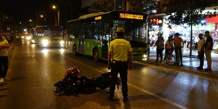 Motosikletin çarptığı hamile kadın ağır yaralandı