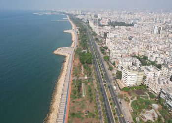 Sıcak hava evlere hapsetti