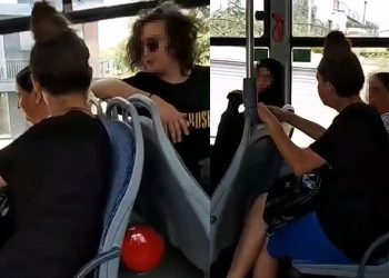 Tesettürlü kadına otobüste çirkin saldırı