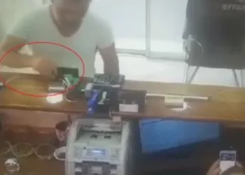 Döviz bürosunda hırsızlık