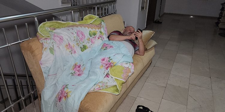 Bu kez kiracı değil ev sahibi sokakta kaldı