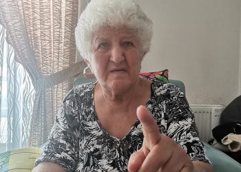 Farenin ısırdığı kadın hastanelik oldu