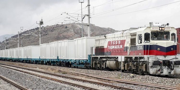 3 bin vagondan fazla yardım