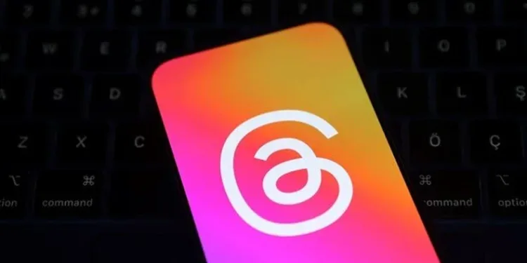 Threads için çanlar çalıyor