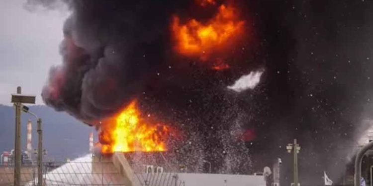 İsrail’de sanayi sitesinde şiddetli patlama