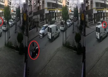 Kaçan araç sürücüsü motosikletliye çarptı