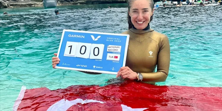 3 dakikalık dalış için 20 sene emek