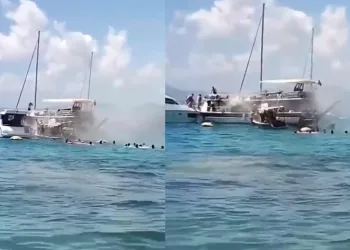 Tur teknesinde yangın dehşeti