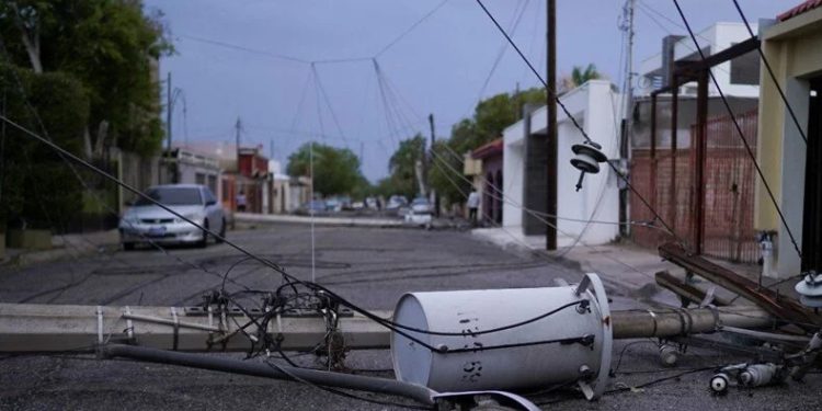 Hilary Kasırgası ABD kıyılarına ulaştı