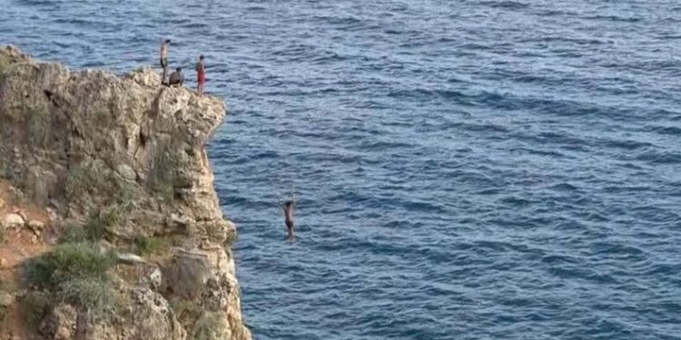 Falezlerde tehlikeli serinlik