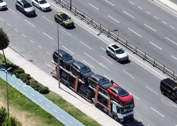 İstanbul’da tırlarla Togg geldi