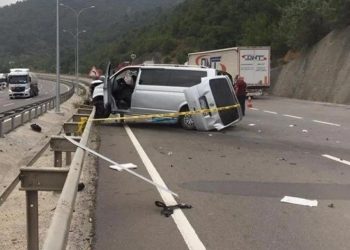 Düğün dönüşü feci kaza