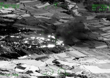 Yangın söndürme çalışmaları İHA’ların kameralarına yansıdı