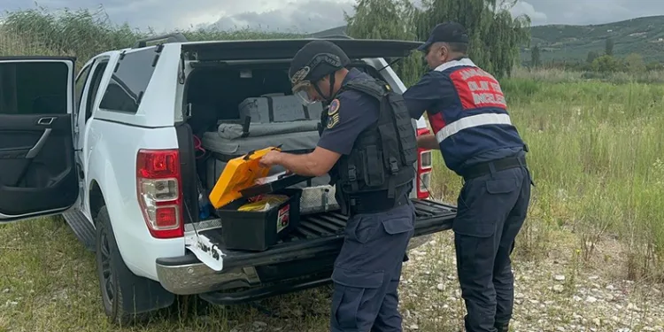 İznik Gölü’nde top mermisi bulundu