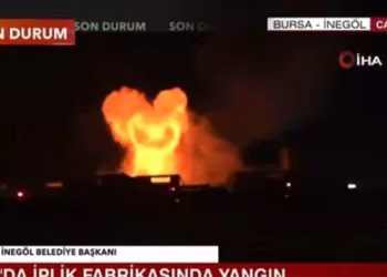 Canlı yayında fabrika böyle patladı