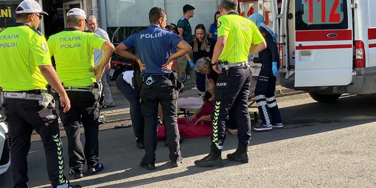 Alkollü kadın caddeyi birbirine kattı