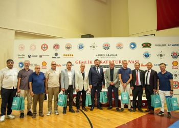 Gemlik’teki dev turnuvada kıyasıya rekabet