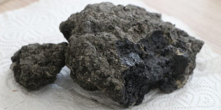 2 kere göktaşı düştü