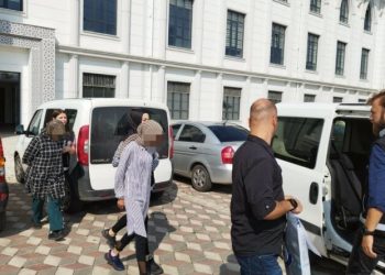 Evden 180 bin TL değerinde ziynet eşya çalındı