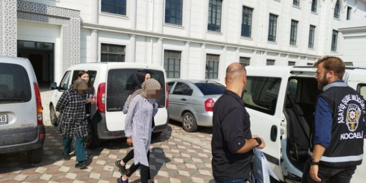 Evden 180 bin TL değerinde ziynet eşya çalındı