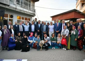 Kadın çiftçiler kuzuların sahibi oldu