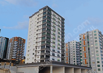 12’inci kattan düşen çocuk hayatını kaybetti