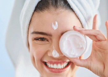 10 adımda cildinizi sonbahara  hazırlayın